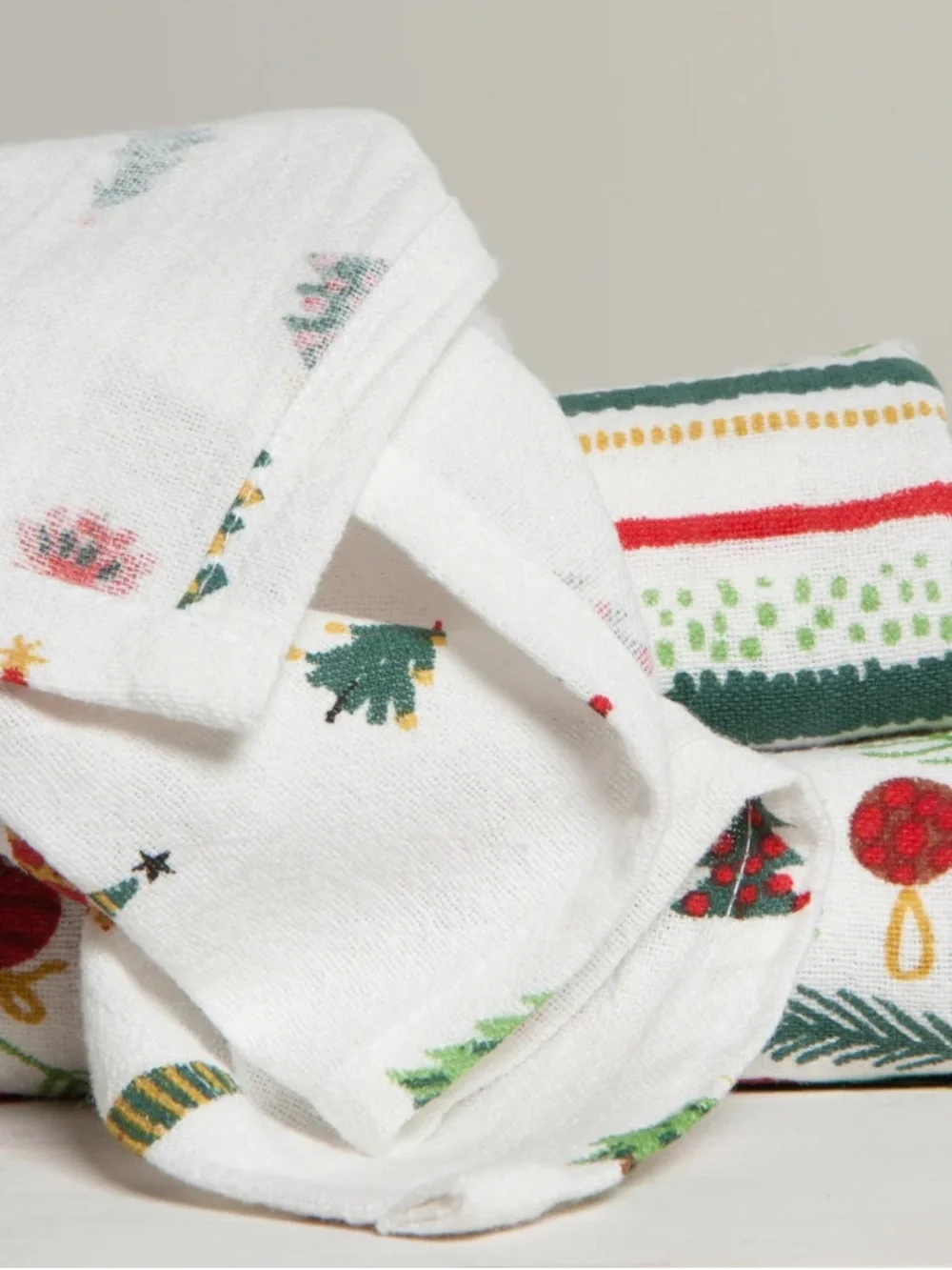 NWT Now Designs Danica Merry & Bright Christmas Flour Sack Kitchen Towels (3)